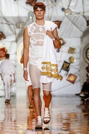 versace uomo intimo 2015|versace spring 2015 men.